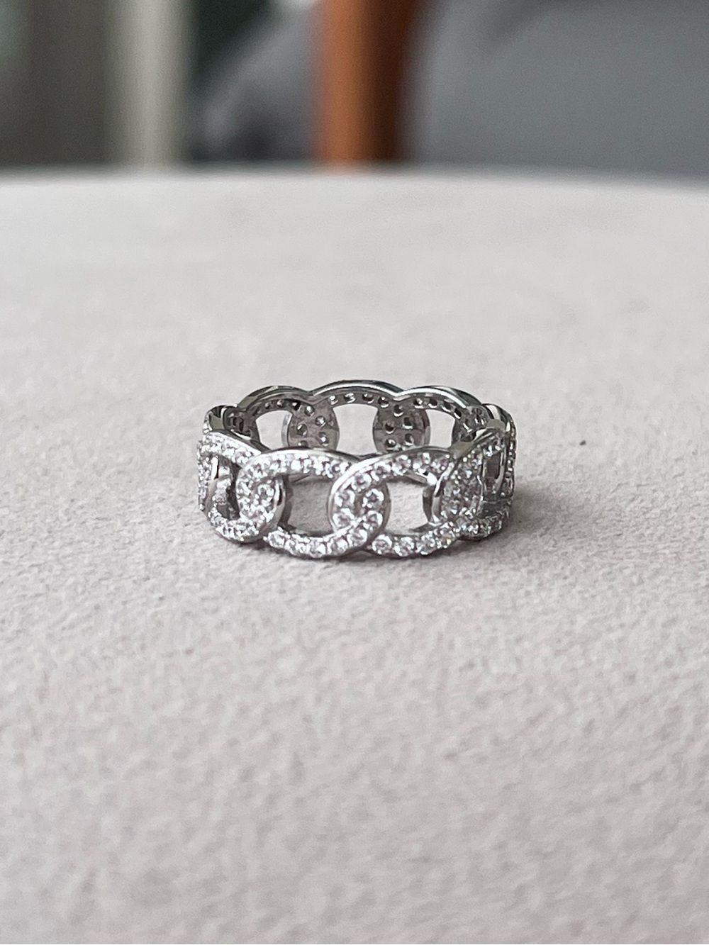 Sterling Silver Linked Chain Pavé Ring Size 6